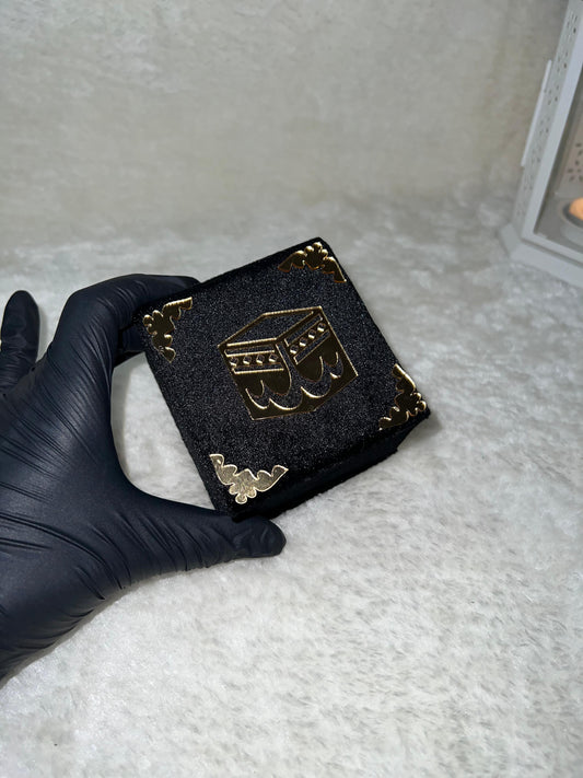 Boîte noir en velours